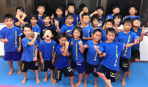 金剛カラテ 川地道場 橋本BranchDojoに通う子どもたち